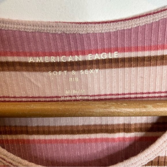 ☀️ 3/$15 American Eagle Soft & Sexy Rib AE Striped High-Neck Crop Tank Pink - Picture 6 of 6